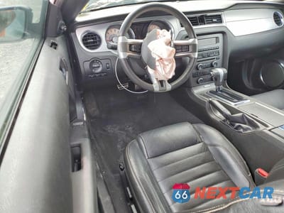Zdjęcie 8 z 12 samochodu: 2010 FORD MUSTANG GT VIN:1ZVBP8CH6A5128989 - miniatura