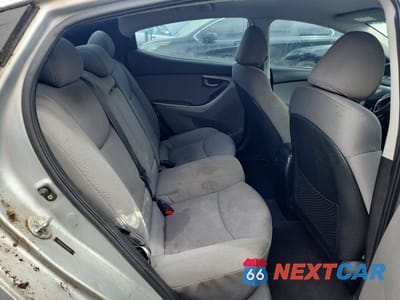 Zdjęcie 10 z 12 samochodu: 2012 HYUNDAI ELANTRA VIN:5NPDH4AE8CH096172 - miniatura