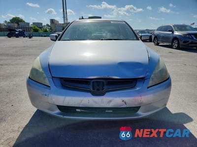 Piąte zdjęcie samochodu w środku: 2003 HONDA ACCORD LX VIN:3HGCM56333G703965 - miniatura