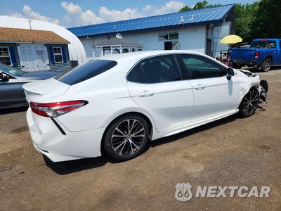 Trzecie zdjęcie samochodu z tyłu: 2018 TOYOTA CAMRY SE VIN:4T1B11HK3JU542779 - miniatura