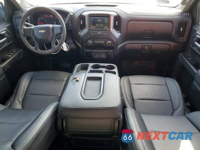 Zdjęcie 8 z 13 samochodu: 2019 CHEVROLET SILVERADO C1500 VIN:1GCRWAEH1KZ336314 - miniatura