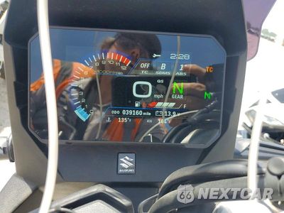 Zdjęcie 7 z 9 samochodu: 2024 SUZUKI DL800 RQ VIN:JS1EM14B4R7100581 - miniatura