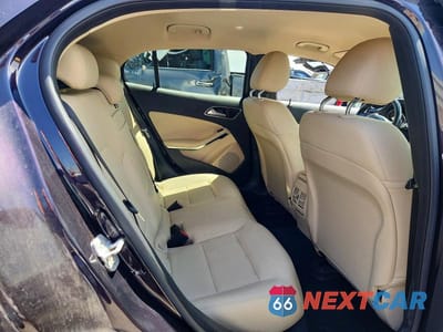 Zdjęcie 11 z 13 samochodu: 2015 MERCEDES-BENZ GLA 250 4MATIC VIN:WDCTG4GB1FJ102461 - miniatura