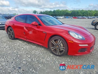 Czwarte zdjęcie samochodu z boku: 2014 PORSCHE PANAMERA S VIN:WP0AB2A79EL056157 - miniatura
