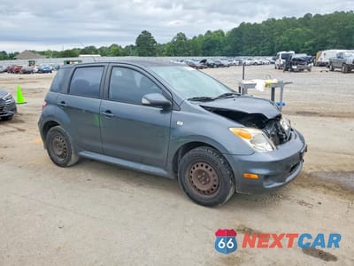 Czwarte zdjęcie samochodu z boku: 2006 SCION XA BASE VIN:JTKKT624560138010 - miniatura