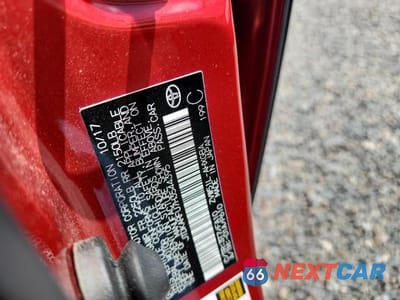 Zdjęcie 12 z 12 samochodu: 2017 TOYOTA PRIUS THREE VIN:JTDKARFU7H3544395 - miniatura