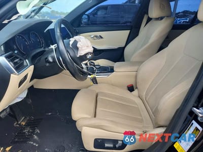 Zdjęcie 7 z 12 samochodu: 2019 BMW 330I VIN:WBA5R1C57KAK08153 - miniatura