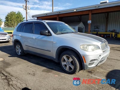 Czwarte zdjęcie samochodu z boku: 2012 BMW X5 XDRIVE35D VIN:5UXZW0C53CL668924 - miniatura