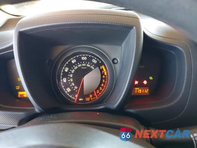 Zdjęcie 9 z 12 samochodu: 2012 SCION XD BASE VIN:JTKKU4B41C1025291 - miniatura