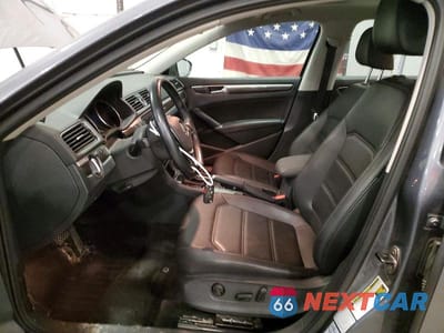 Zdjęcie 7 z 12 samochodu: 2017 VOLKSWAGEN PASSAT SE VIN:1VWGT7A36HC033969 - miniatura