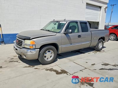 2003 GMC NEW SIERRA C1500 2GTEC19TX31353256 - główne zdjęcie licytacji z USA - miniatura