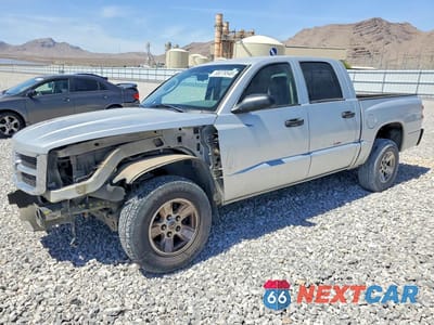 2008 DODGE DAKOTA QUAD SLT 1D7HE48N58S567810 - główne zdjęcie licytacji z USA - miniatura