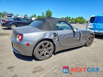 Trzecie zdjęcie samochodu z tyłu: 2005 BMW Z4 3.0 VIN:4USBT53545LT28672 - miniatura