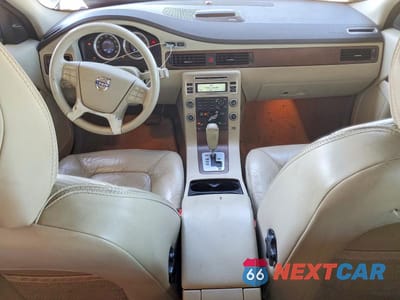 Zdjęcie 8 z 12 samochodu: 2010 VOLVO XC70 3.2 VIN:YV4960BZ0A1091989 - miniatura