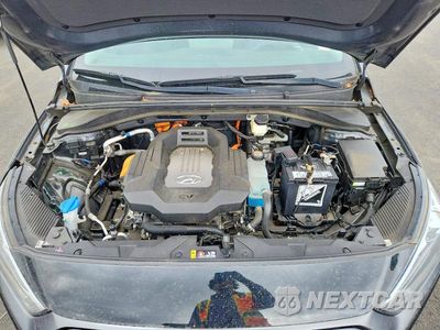 Zdjęcie 11 z 12 samochodu: 2021 HYUNDAI IONIQ SE VIN:KMHC75LJ6MU079792 - miniatura