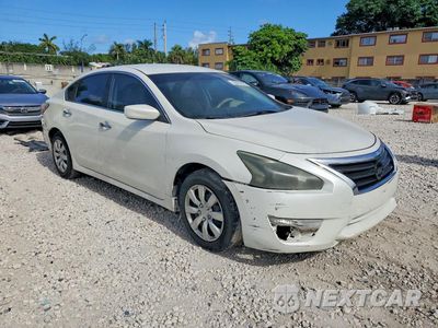 Czwarte zdjęcie samochodu z boku: 2014 NISSAN ALTIMA 2.5 S VIN:1N4AL3AP6EC176460 - miniatura