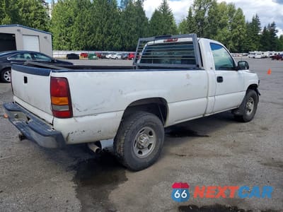 Trzecie zdjęcie samochodu z tyłu: 2000 CHEVROLET SILVERADO C2500 VIN:1GCGC24U1YZ258081 - miniatura