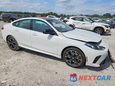 Czwarte zdjęcie samochodu z boku: 2026 BMW 228XI VIN:WBA23GG0XT7T82691 - miniatura