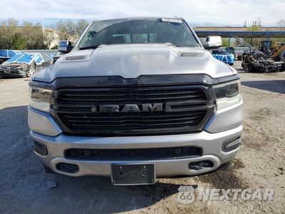 Piąte zdjęcie samochodu w środku: 2020 RAM 1500 LARAMIE VIN:1C6RREJT2LN129942 - miniatura