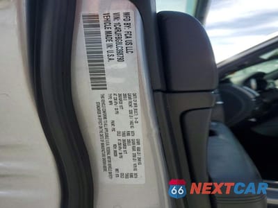 Zdjęcie 12 z 12 samochodu: 2020 JEEP GRAND CHEROKEE LIMITED VIN:1C4RJFBG8LC398790 - miniatura