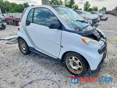 Czwarte zdjęcie samochodu z boku: 2014 SMART FORTWO PURE VIN:WMEEJ3BA4EK748306 - miniatura
