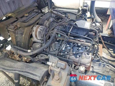 Zdjęcie 12 z 13 samochodu: 2019 ISUZU NPR HD BOX TRUCK VIN:54DC4W1B1KS801205 - miniatura