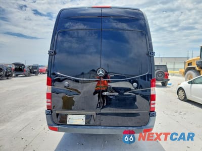 Zdjęcie 6 z 14 samochodu: 2012 MERCEDES-BENZ SPRINTER 2500 DELIVERY VAN VIN:WD3PE8CC3C5717465 - miniatura