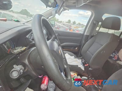 Zdjęcie 9 z 12 samochodu: 2019 CHEVROLET TAHOE POLICE VIN:1GNSKDEC1KR323864 - miniatura