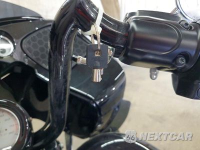 Zdjęcie 8 z 9 samochodu: 2015 HARLEY-DAVIDSON FLTRXS ROAD GLIDE SPECIAL VIN:1HD1KTM18FB608766 - miniatura
