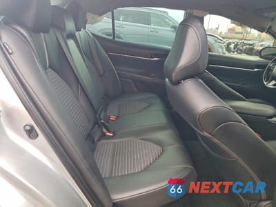 Zdjęcie 10 z 12 samochodu: 2022 TOYOTA CAMRY HYBRID SE NIGHTSHADE VIN:4T1G31AK4NU039276 - miniatura