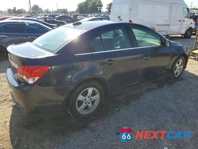 Trzecie zdjęcie samochodu z tyłu: 2015 CHEVROLET CRUZE LT VIN:1G1PC5SB4F7140269 - miniatura