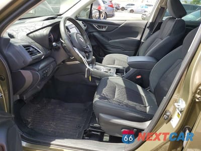 Zdjęcie 7 z 13 samochodu: 2023 SUBARU FORESTER PREMIUM VIN:JF2SKAEC2PH446594 - miniatura