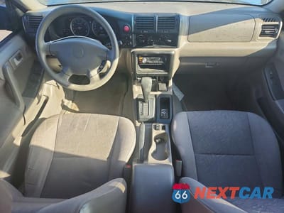 Zdjęcie 8 z 12 samochodu: 2003 ISUZU RODEO S VIN:4S2CK58W834306717 - miniatura