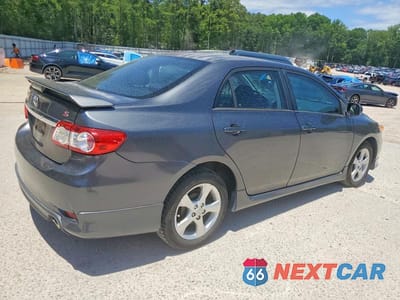 Trzecie zdjęcie samochodu z tyłu: 2012 TOYOTA COROLLA S VIN:2T1BU4EE4CC786372 - miniatura