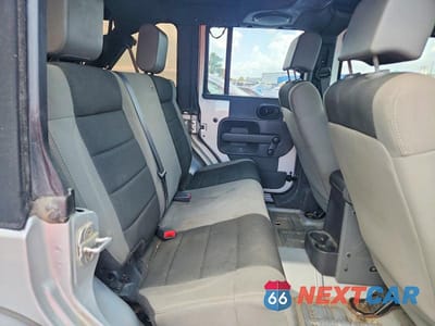 Zdjęcie 10 z 12 samochodu: 2007 JEEP WRANGLER X VIN:1J4GA39197L140348 - miniatura