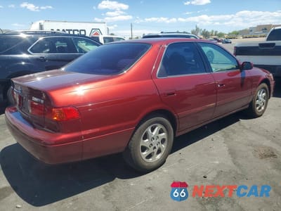Trzecie zdjęcie samochodu z tyłu: 2001 TOYOTA CAMRY LE VIN:4T1BG22K11U112679 - miniatura