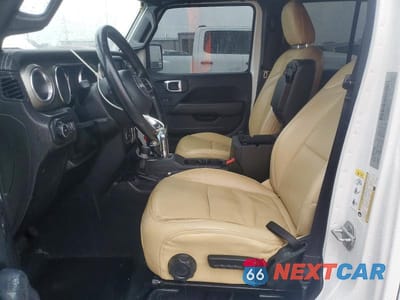 Zdjęcie 7 z 13 samochodu: 2019 JEEP WRANGLER UNLIMITED SAHARA VIN:1C4HJXEN0KW520633 - miniatura