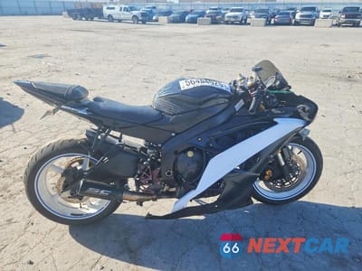 2010 YAMAHA YZFR6 JYARJ16E8AA020470 - główne zdjęcie licytacji z USA - miniatura