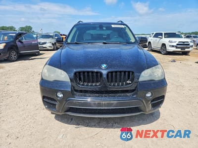 Piąte zdjęcie samochodu w środku: 2011 BMW X5 XDRIVE50I VIN:5UXZV8C56BL420442 - miniatura