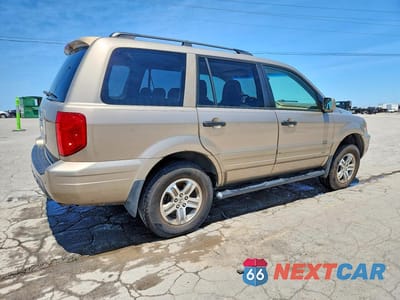 Trzecie zdjęcie samochodu z tyłu: 2003 HONDA PILOT EX VIN:2HKYF18433H566241 - miniatura