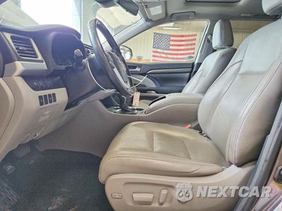 Zdjęcie 7 z 13 samochodu: 2017 TOYOTA HIGHLANDER LIMITED VIN:5TDDZRFH6HS394220 - miniatura