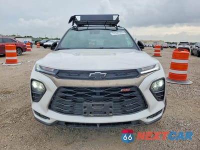 Piąte zdjęcie samochodu w środku: 2022 CHEVROLET TRAILBLAZER RS VIN:KL79MTSL5NB020712 - miniatura