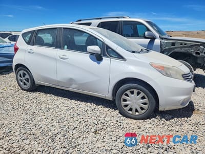 Czwarte zdjęcie samochodu z boku: 2016 NISSAN VERSA NOTE S PLUS VIN:3N1CE2CP0GL367287 - miniatura