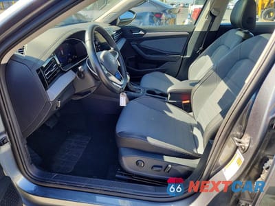 Zdjęcie 7 z 13 samochodu: 2025 VOLKSWAGEN JETTA SE VIN:3VW7X7BU2SM052388 - miniatura