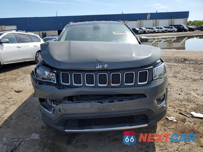 Piąte zdjęcie samochodu w środku: 2020 JEEP COMPASS LIMITED VIN:3C4NJDCB4LT128207 - miniatura