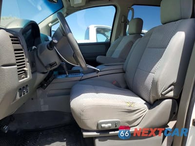 Zdjęcie 7 z 13 samochodu: 2004 NISSAN ARMADA SE VIN:5N1AA08B84N735353 - miniatura