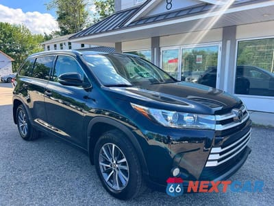 2018 TOYOTA HIGHLANDER XLE 5TDJZRFH6JS558378 - główne zdjęcie licytacji z USA - miniatura