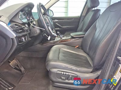 Zdjęcie 7 z 12 samochodu: 2015 BMW X5 XDRIVE35I VIN:5UXKR0C57F0P14494 - miniatura