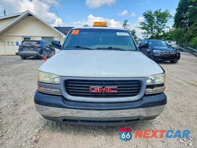 Piąte zdjęcie samochodu w środku: 2000 GMC NEW SIERRA C1500 VIN:1GTEC14V6YZ300352 - miniatura