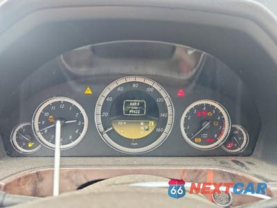 Zdjęcie 9 z 12 samochodu: 2011 MERCEDES-BENZ E 350 4MATIC VIN:WDDHF8HB7BA485441 - miniatura
